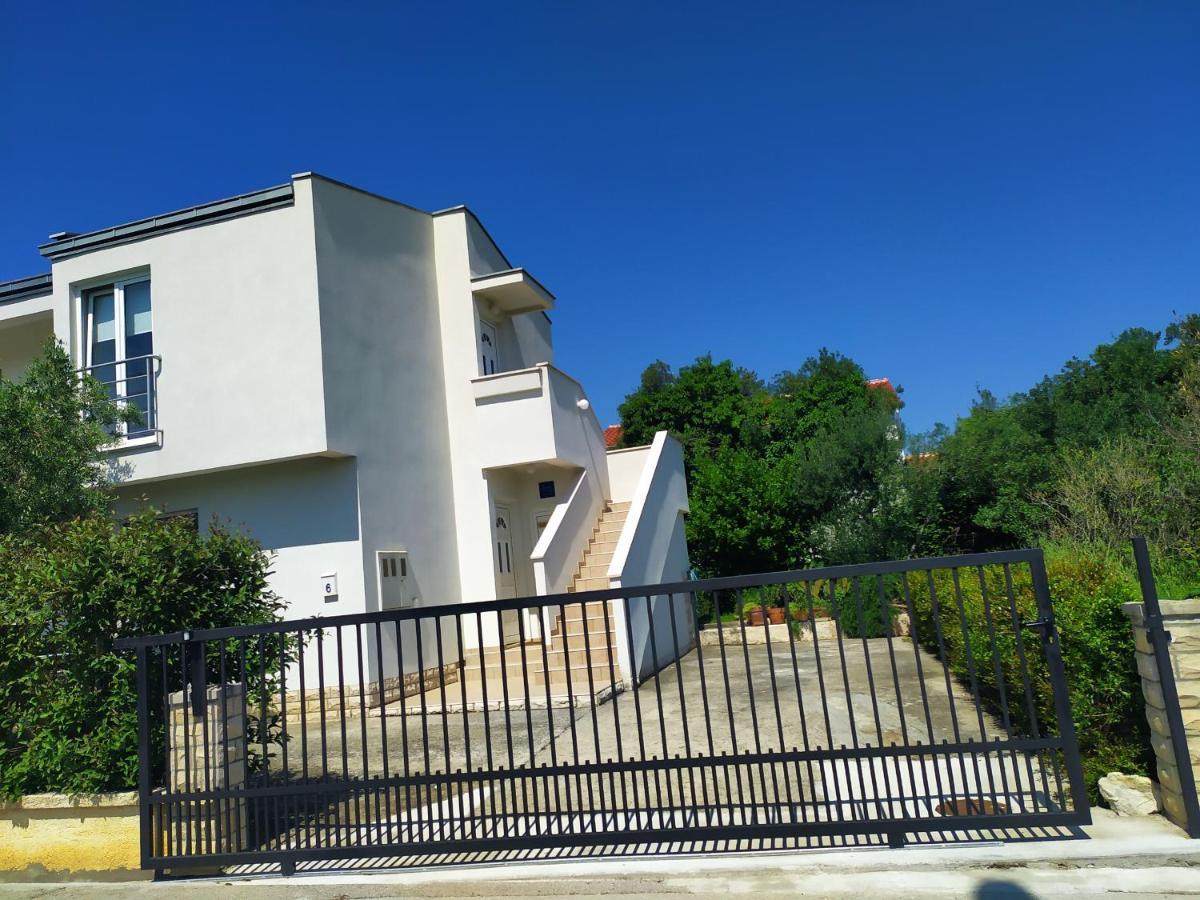 Dadic Apartments Bibinje Exterior foto